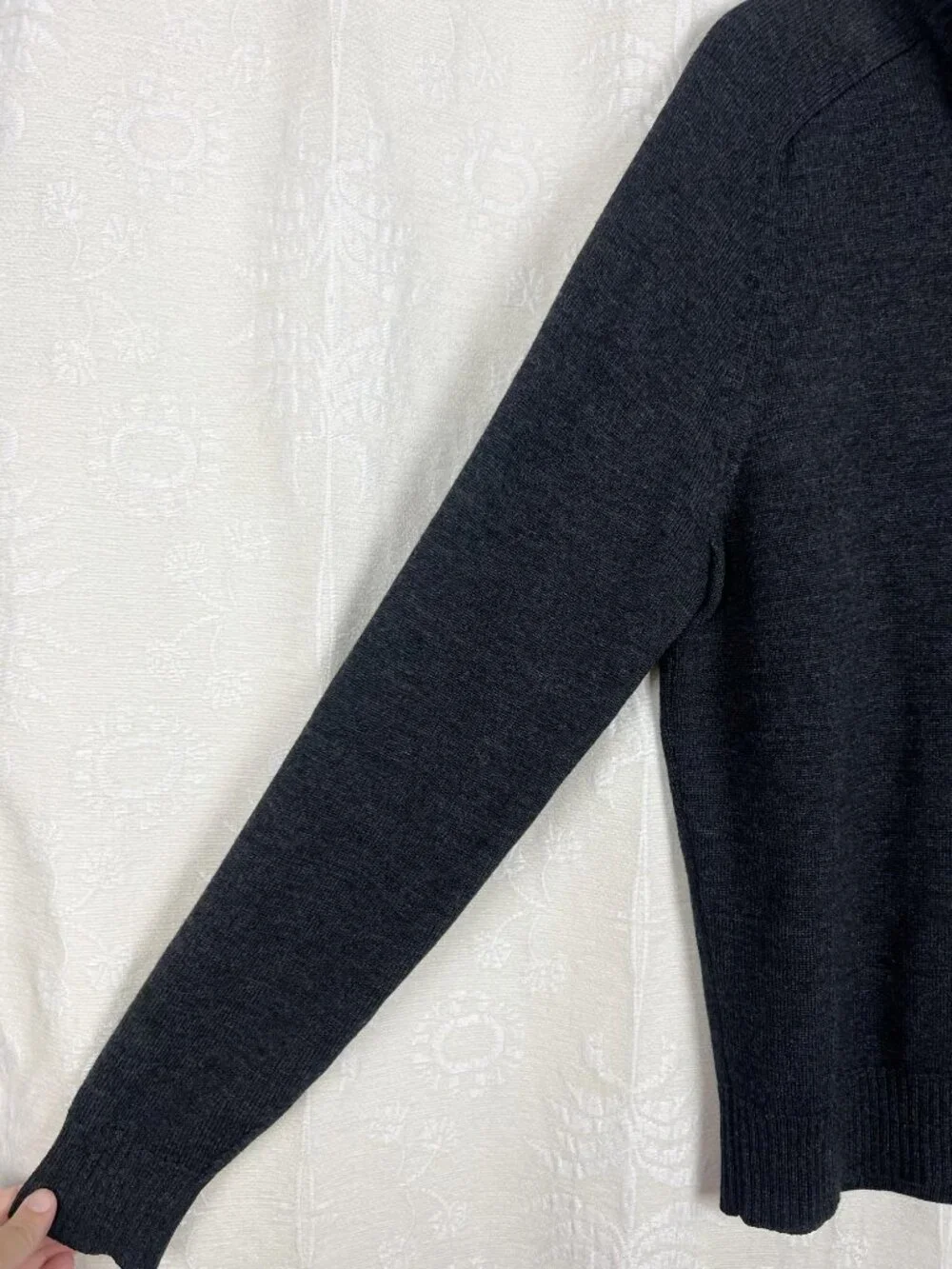 100% Italian merino wool men's charcoal gray quarter zip knit sweater J. Crew M